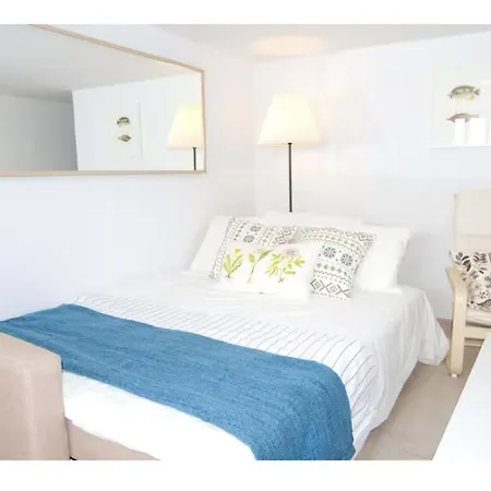 Charming 5 Min Walking From Appartement Tías