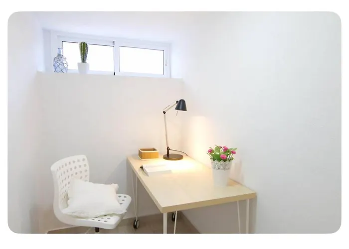 Apartmán Charming 5 Min Walking From *
