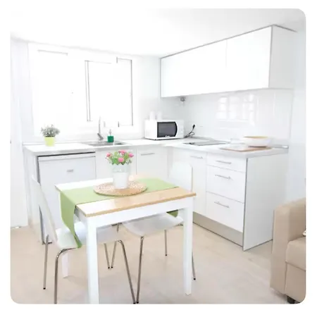 Charming 5 Min Walking From 公寓 *